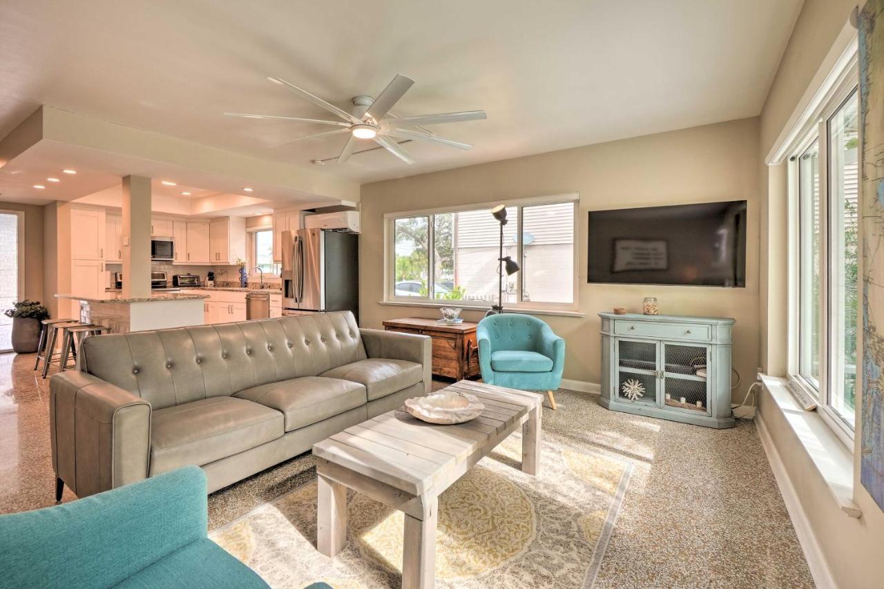 Pet-Friendly Waterfront Home - 2 Mi To Beach! Tarpon Springs Exterior foto
