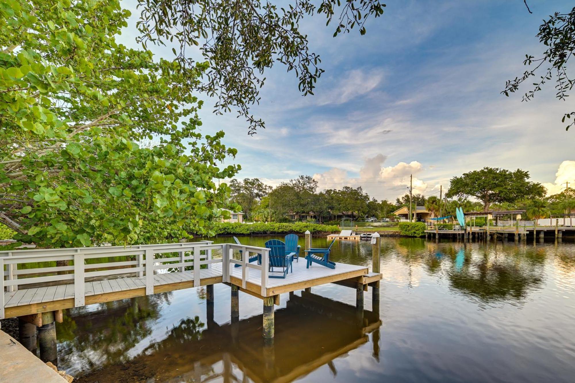 Pet-Friendly Waterfront Home - 2 Mi To Beach! Tarpon Springs Exterior foto