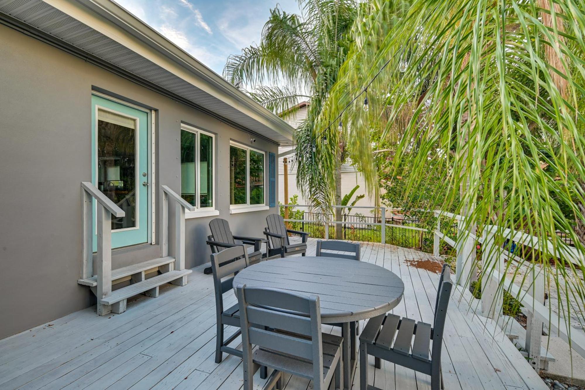 Pet-Friendly Waterfront Home - 2 Mi To Beach! Tarpon Springs Exterior foto