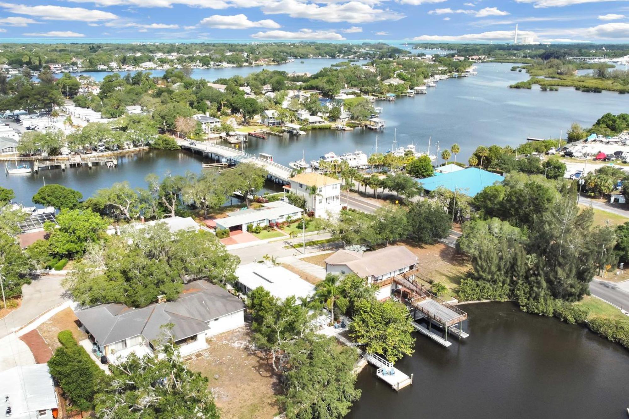 Pet-Friendly Waterfront Home - 2 Mi To Beach! Tarpon Springs Exterior foto